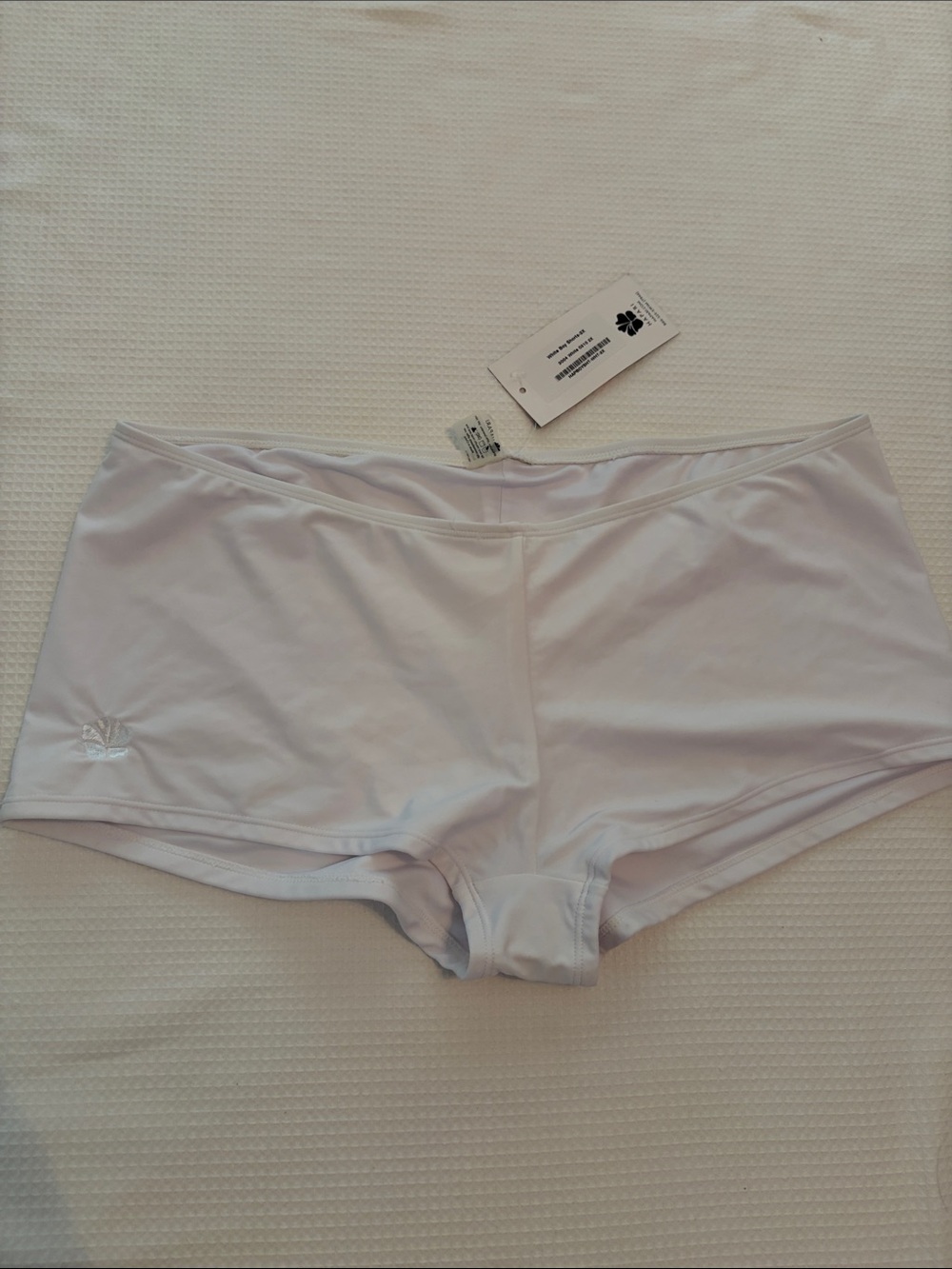 Hapari White Boyshort Swim Bottoms size 2X
